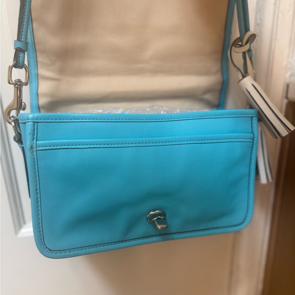 Coach legacy penny robin Blue Perforated Crossbody Bag GUC - Picture 6 of 15